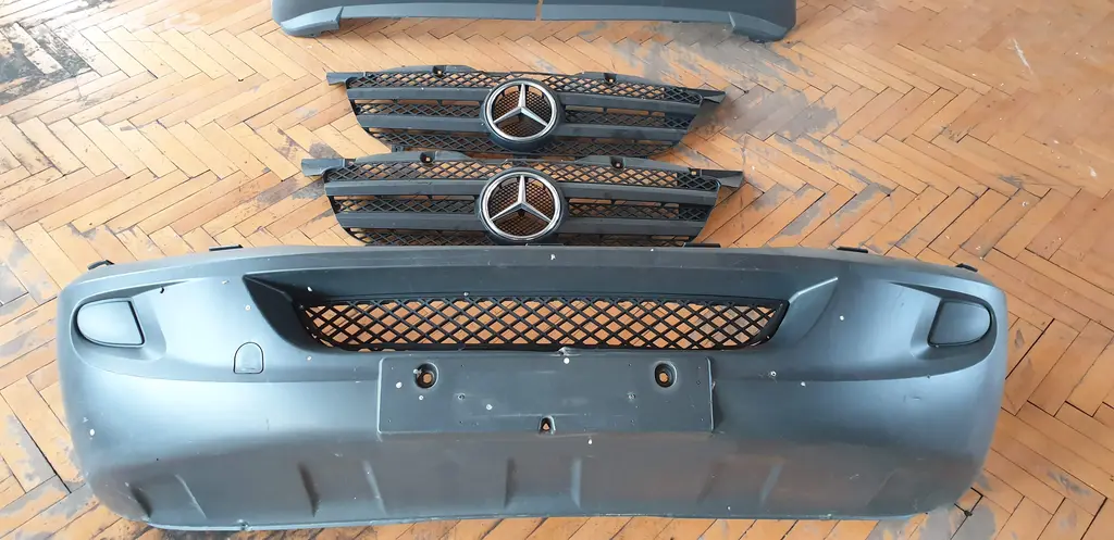 Náhled: Mercedes Benz Sprinter,Vito-naraznik,maska vis fot